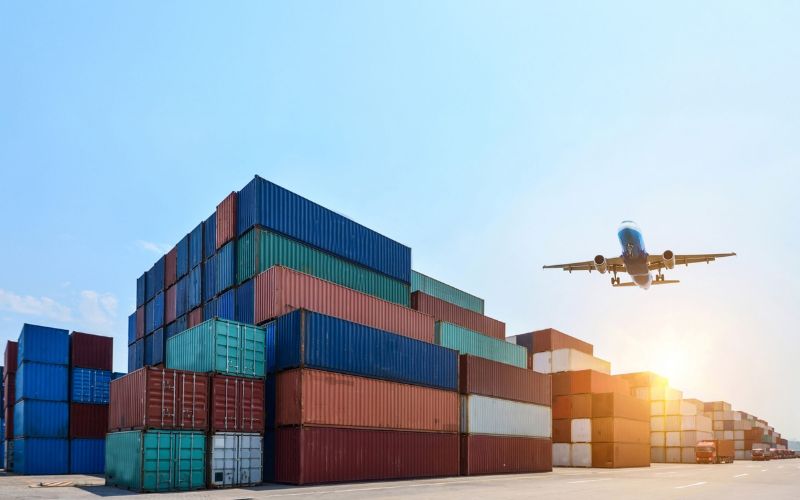 Sử dụng dịch vụ trung gian hỗ trợ tìm nguồn hàng